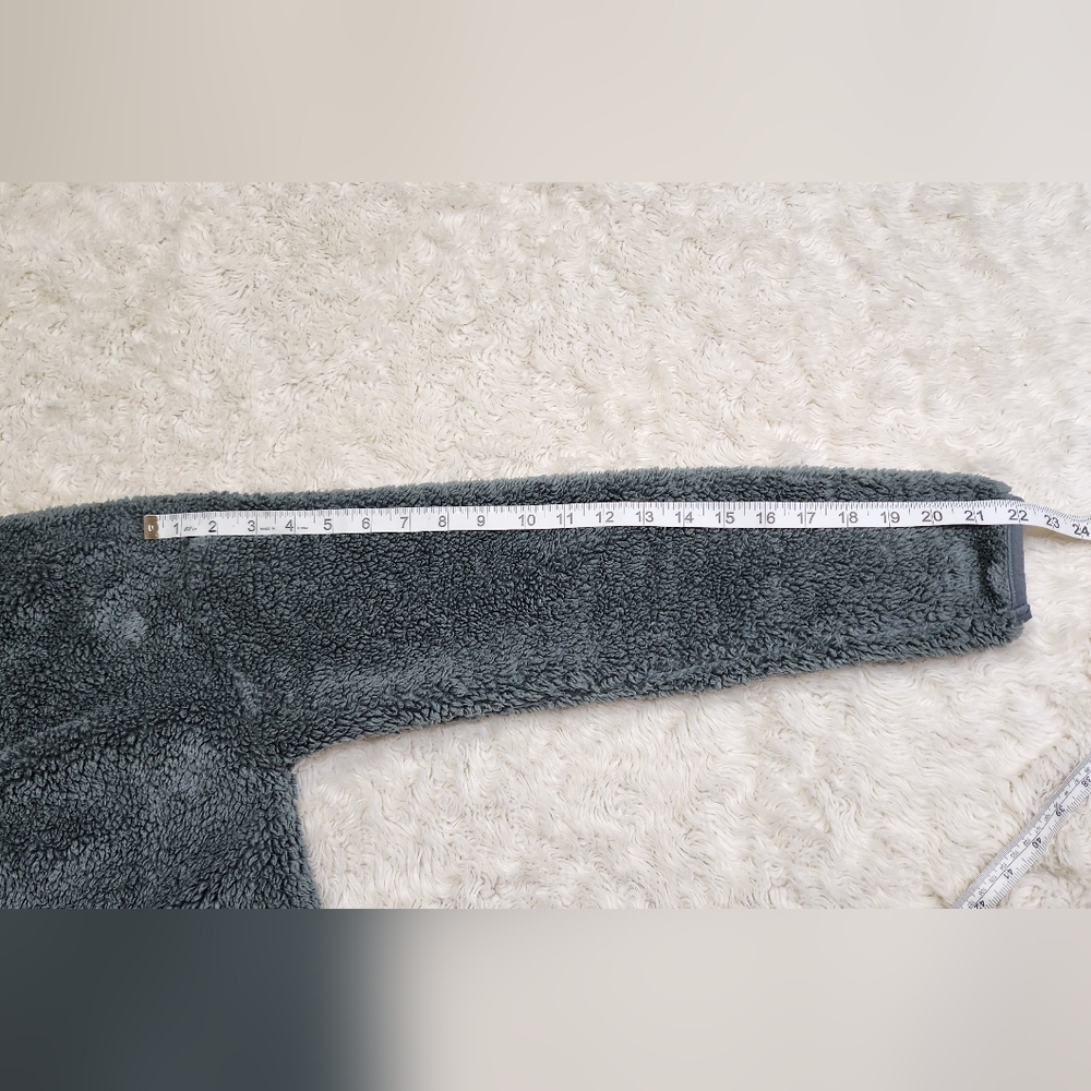 Eddie Bauer Plush Teddy Fleece Funnel Neck Pullover Sweater Sz Medium Dusty Teal - Picture 8 of 11